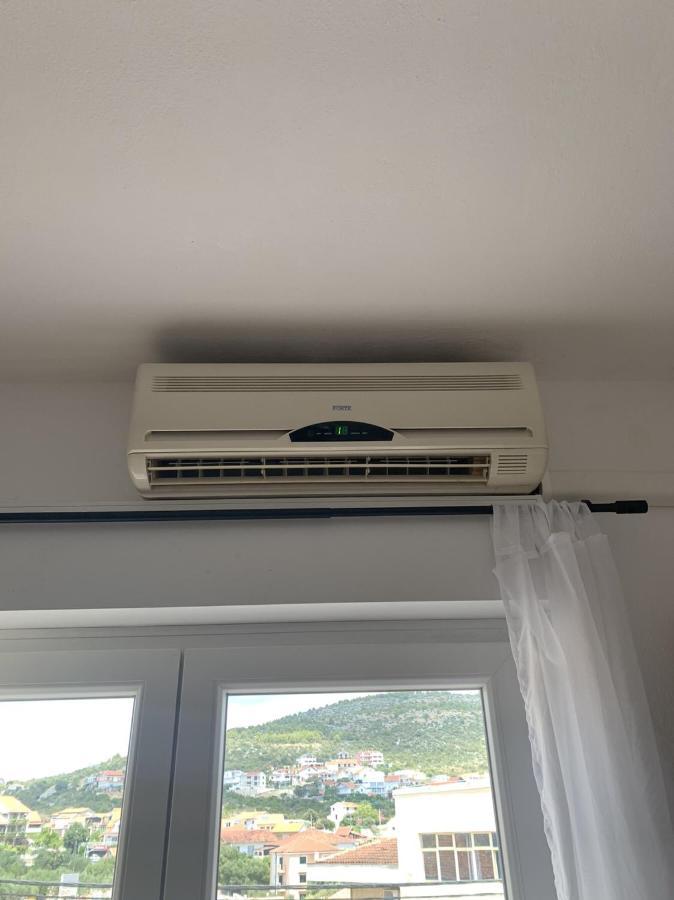 Apartment Remi, Penthouse With Balcony, Free Parking Marina Bagian luar foto